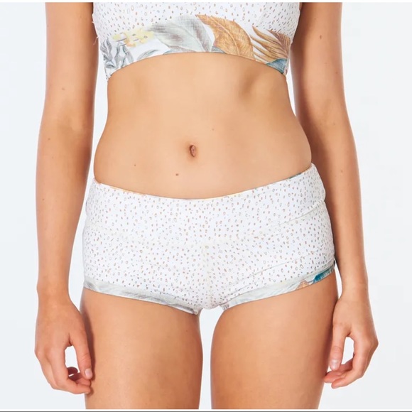 Rip Curl Tropic Sol Mirage Rev. Bikini - Picture 7 of 14